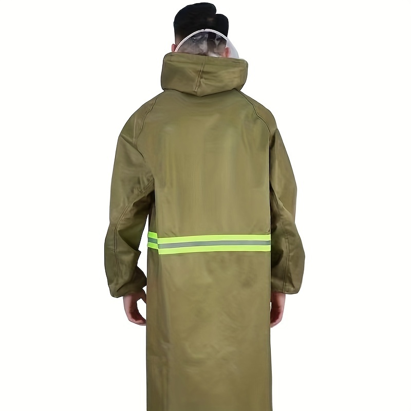 معطف واقٍ من المطر عاكس للضوء  - مراجعة Cycling Gear In Rain وسعره
