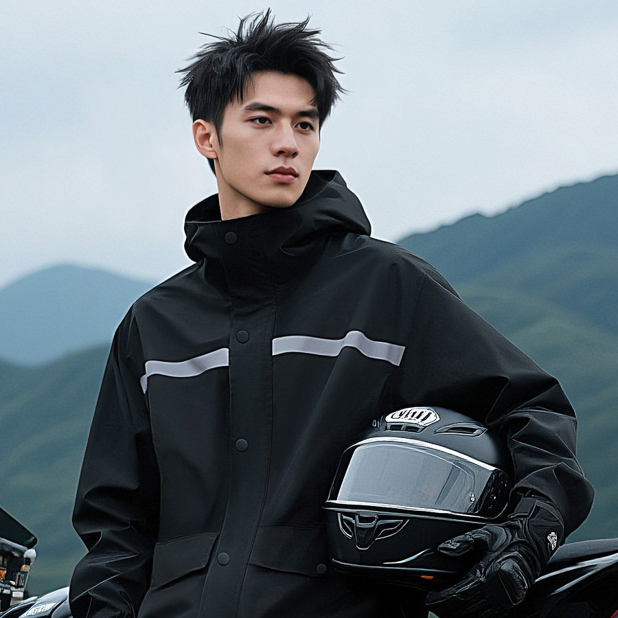 بدلة مطر مقاومة للماء مع شريط  - مراجعة Cycling Gear In Rain وسعره